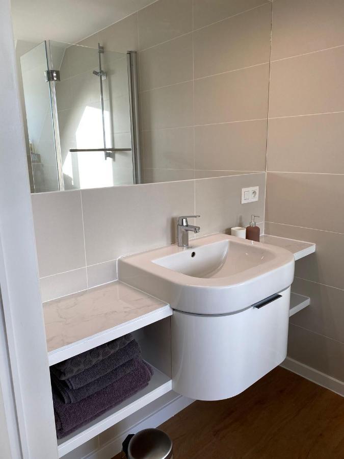 Julie'S Boutique Guesthouse Gand Esterno foto